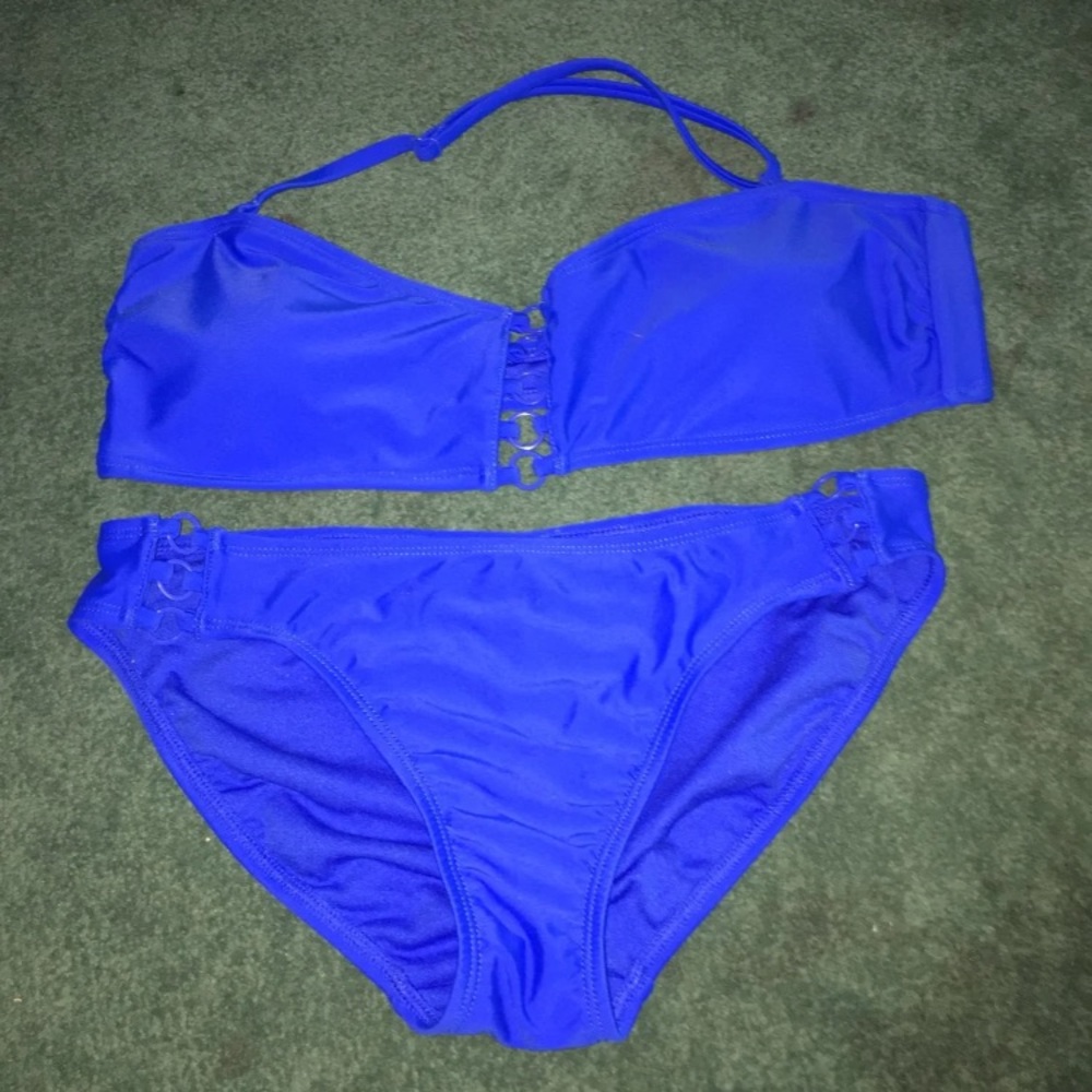 Bathing suit top and bottom